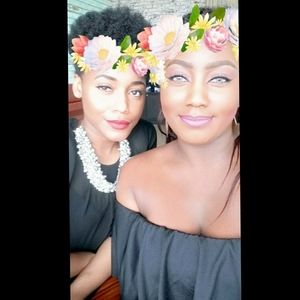 Meet your Posher, Simi